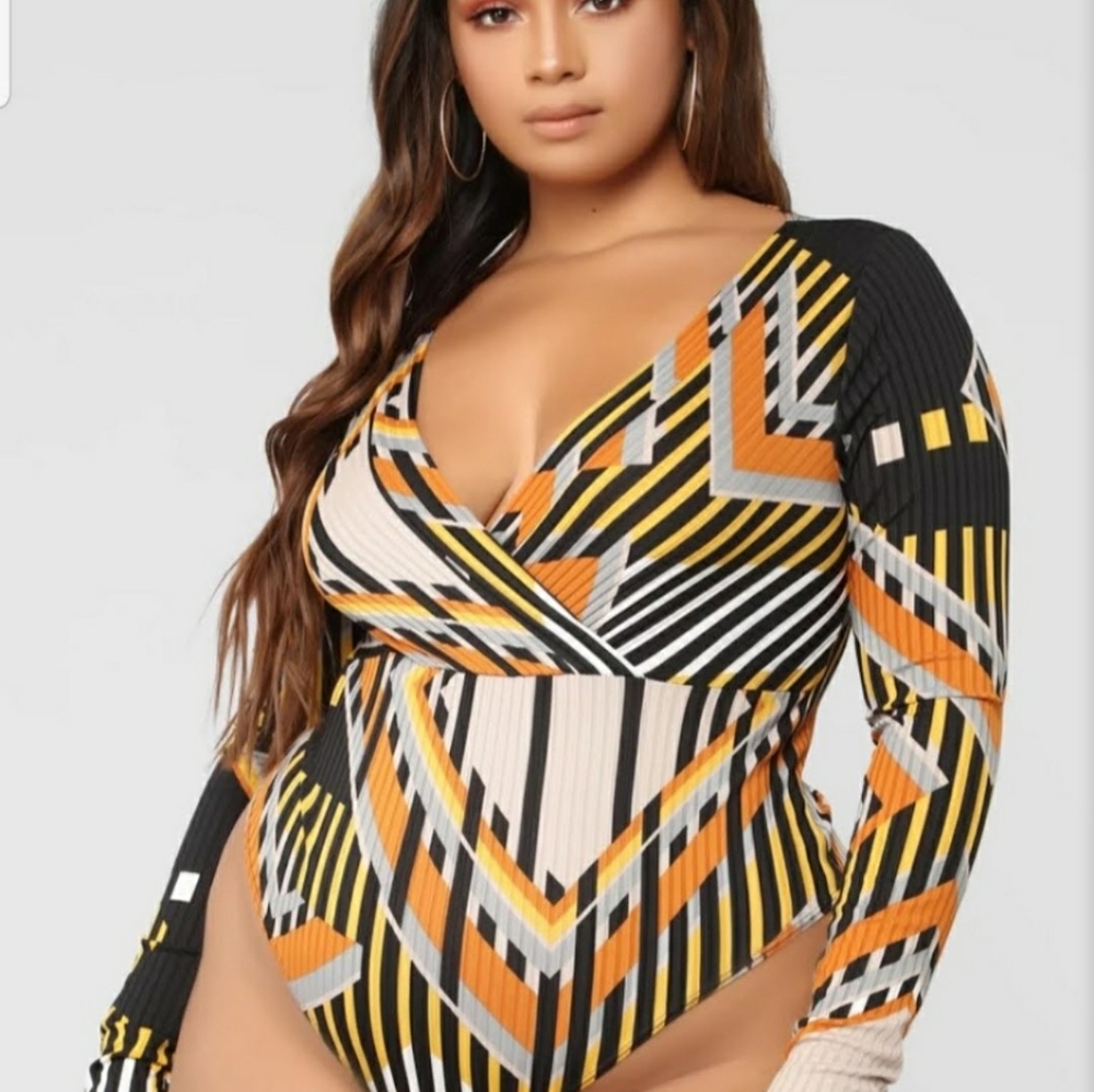 2 for $10‼️ Fashion Nova Plus bodysuit 1X 2X